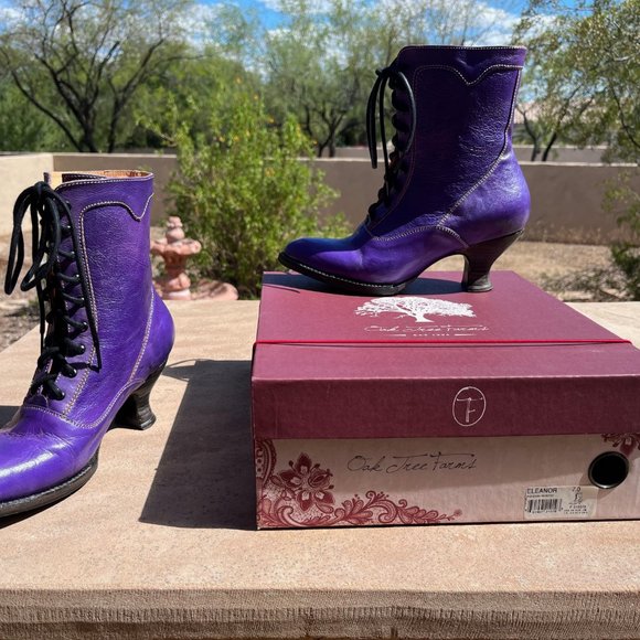 Victorian Leather Boots Oak Tree Farms - Picture 13 of 15